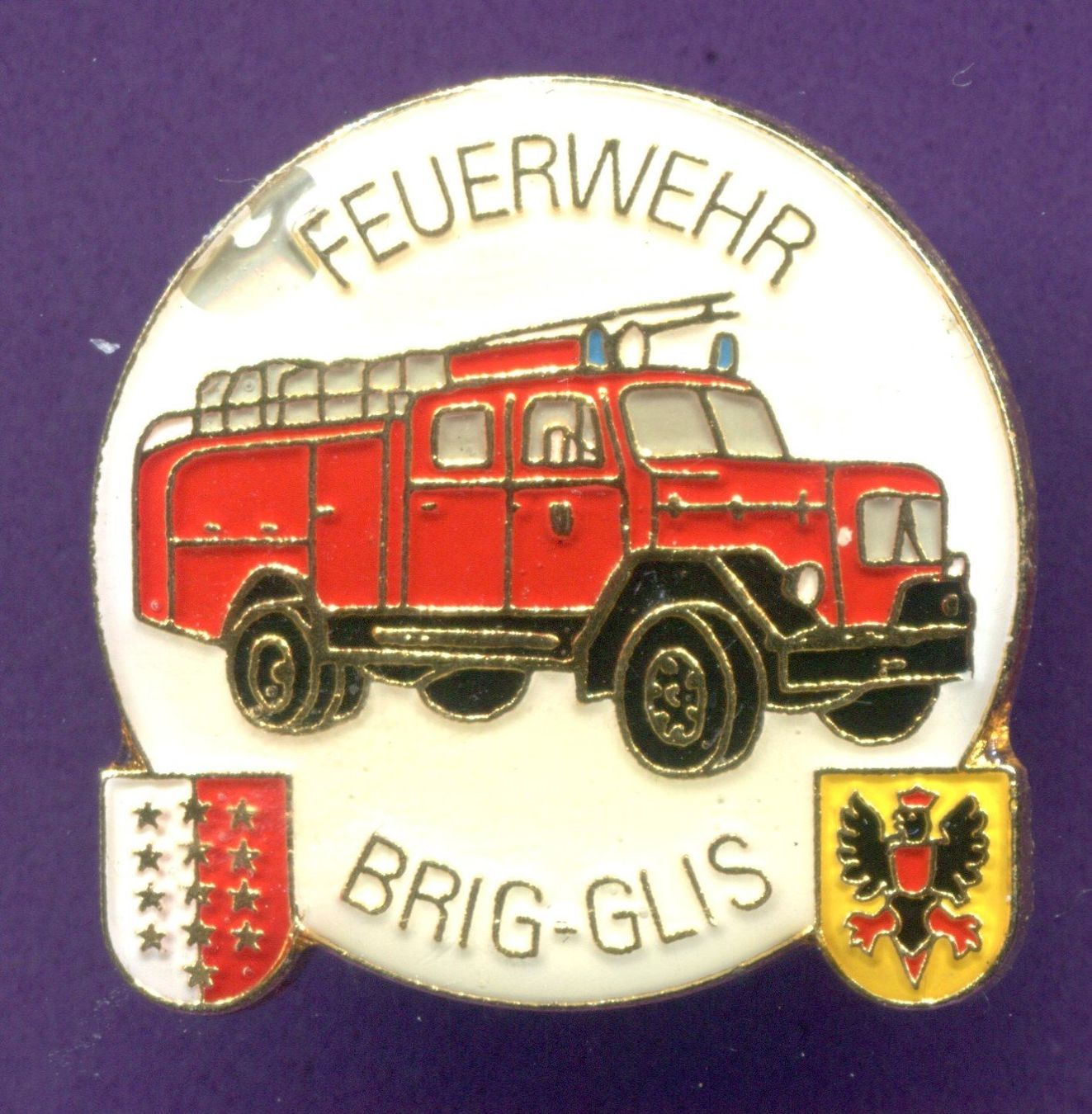 Placchette & Badge: Feuerwehrauto  SAURER  Brig-Glis – Usato da Winterthur venduto da Sammleroase