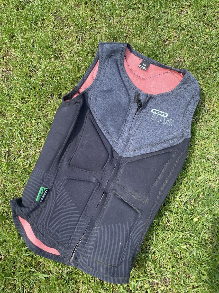 Schwimmwesten: Ion Lunis Impact Vest XS – Neu (gemäss Beschreibung) aus Olten von Lotta_88
