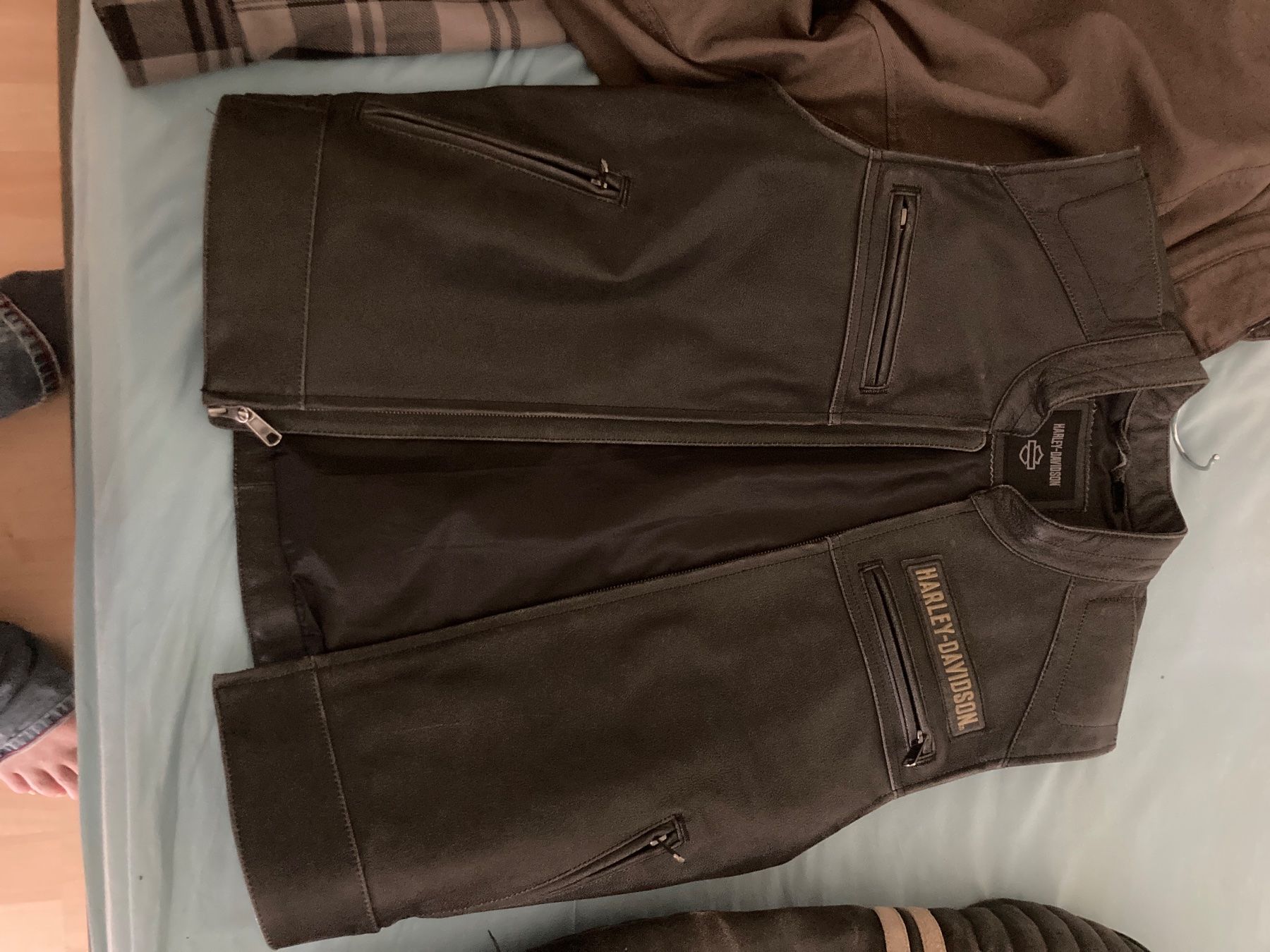 Harley-Davidson Gilet & Giacche: Harley Davidson Lederweste, Top Zustand, Grösse M – Usato da curaglia venduto da 74d_wr6k