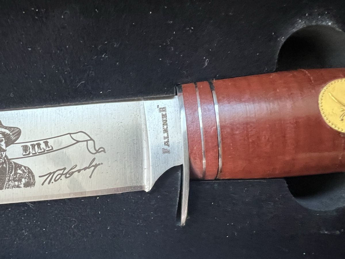 Accessori: Falkner Messer – Nuovo e nell'imballaggio originale da Basel venduto da 202812 4