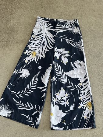 Sommer- Hose gemustert, Grösse 38