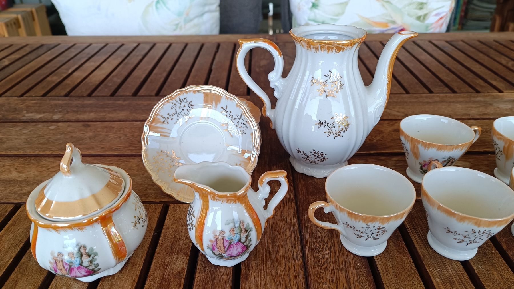 Set di piatti: LETZTANGEBOT: Romantisches Kaffeeservice 6-teilig – Usato da Baden venduto da zuppel 5