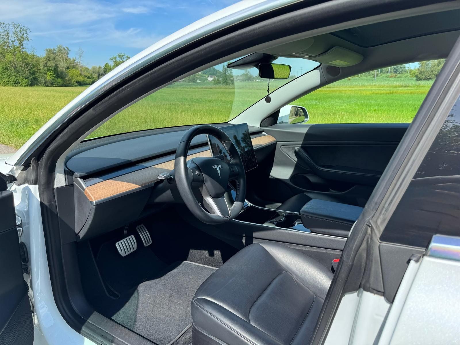 Tesla Automobili: Tesla Model 3 – Usato da Hefenhofen venduto da NietoAutomobile 4
