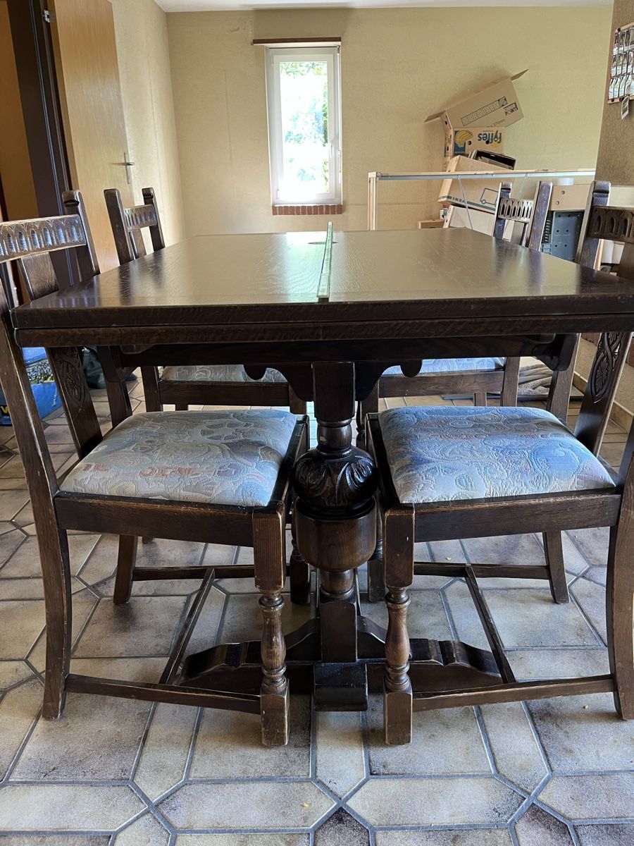 Tavoli: Vintage Tisch Tudor – Usato da Villmergen venduto da Babiwe 1