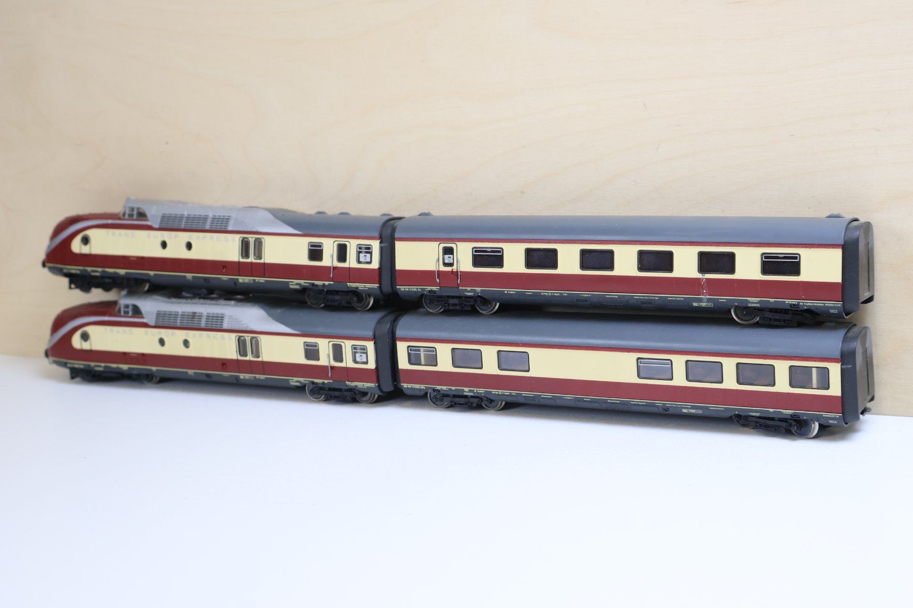 Roco Modellini di ferrovie: ROCO TEE Triebwagenzug H0 DC - 4 -Teilig – Usato da Winterthur venduto da Monstera 3