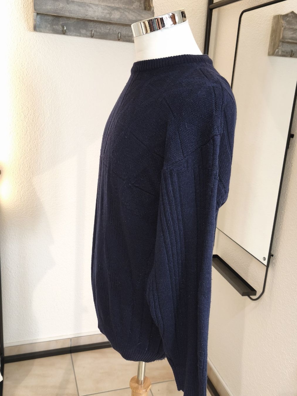 Pullover & Sweatshirts: Herren Pullover dunkelblau Wolle Gr.L – Gebraucht aus Emmetten von SecondhandSiska 1