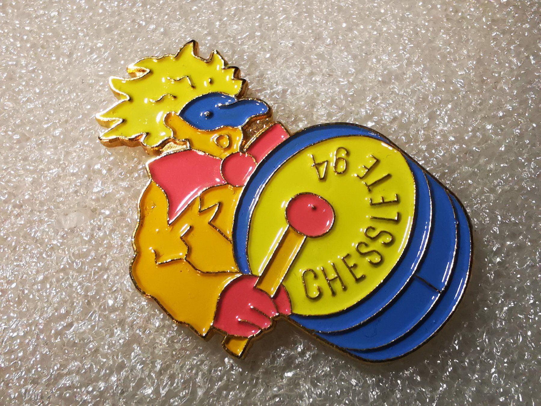 Placchette & Badge: Ansteckpin 15: Cheslette 84 – Usato da Oppligen venduto da Pin-Fall-Shop