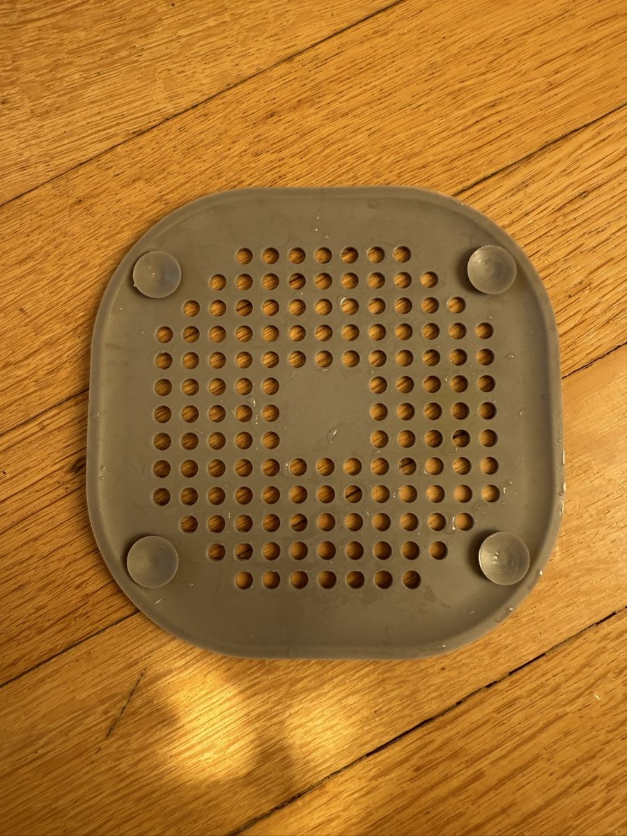 Komplettküchen: Grille d'évier pratique avec ventouses - gris – Gebraucht aus Lausanne von Stephaniesdressing 2