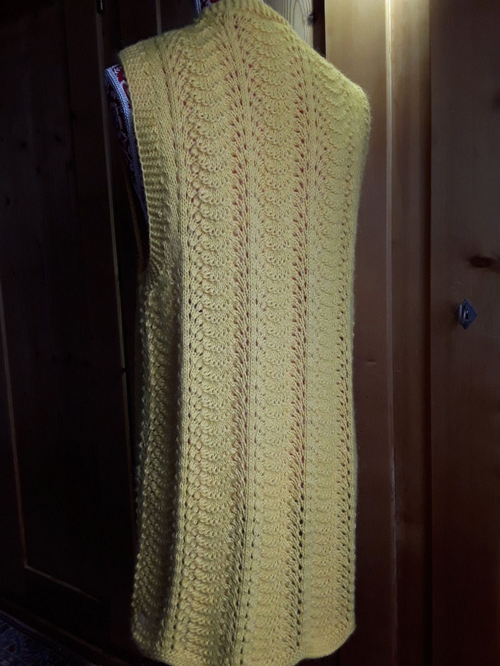 Jacken: Strickjacke / Gilet - Handmade - in Gelb – Gebraucht aus Wattwil von tannenmeise73 2