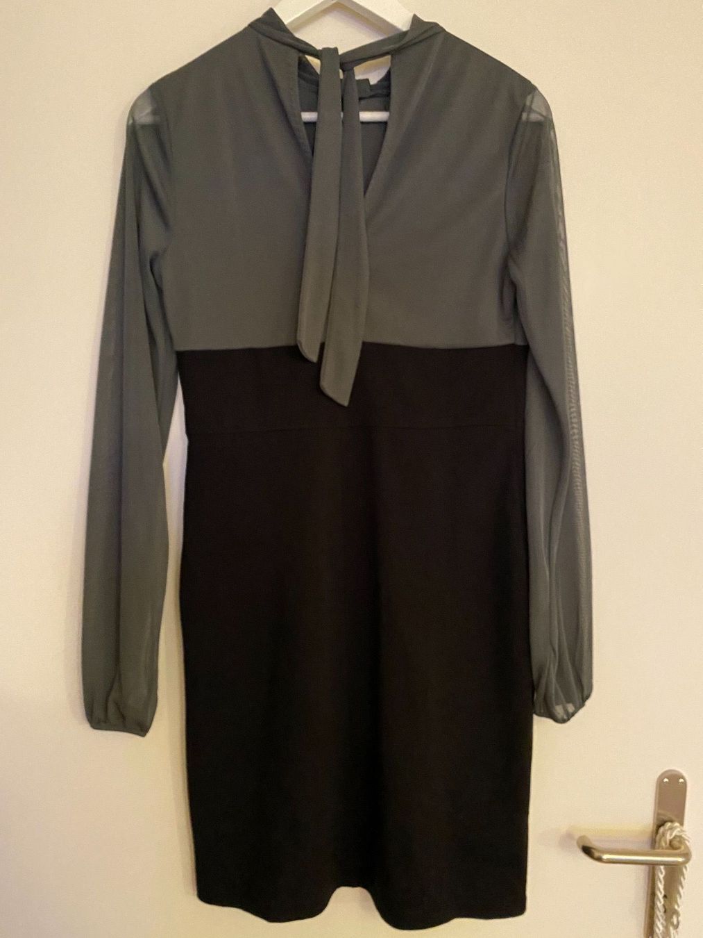 Kleider: Kleid, Schwarz/Grau Gr. M – Gebraucht aus Zürich von Maria2021 1