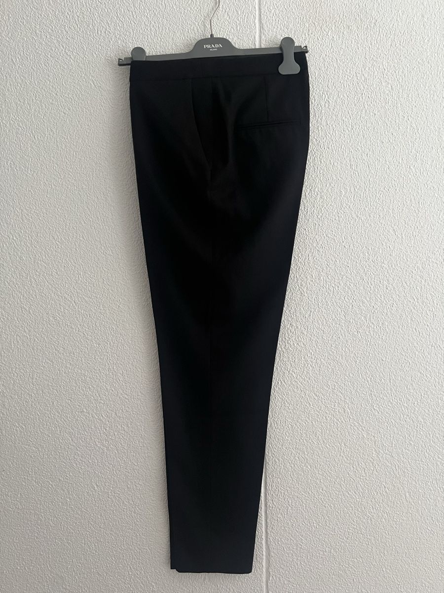 Saint Laurent Pantaloni: Saint Laurent (2025) – Nuovo e nell'imballaggio originale da Zürich venduto da ReStyle. 1
