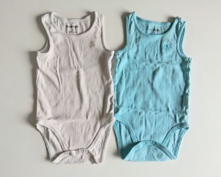 Lot de 2 bodies, taille 71