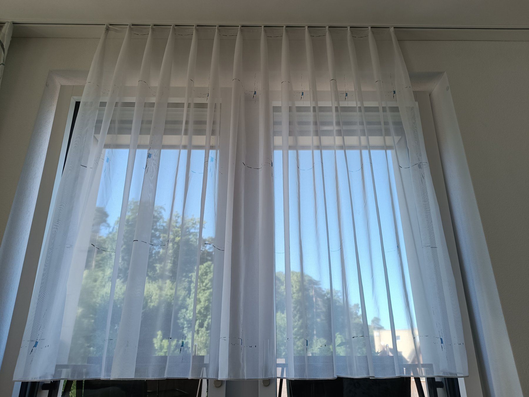 Tende: Kurze Vorhänge transparent B x H = ca. 2x 1.2 m x 1.35 m – Usato da Effretikon venduto da Walwolke
