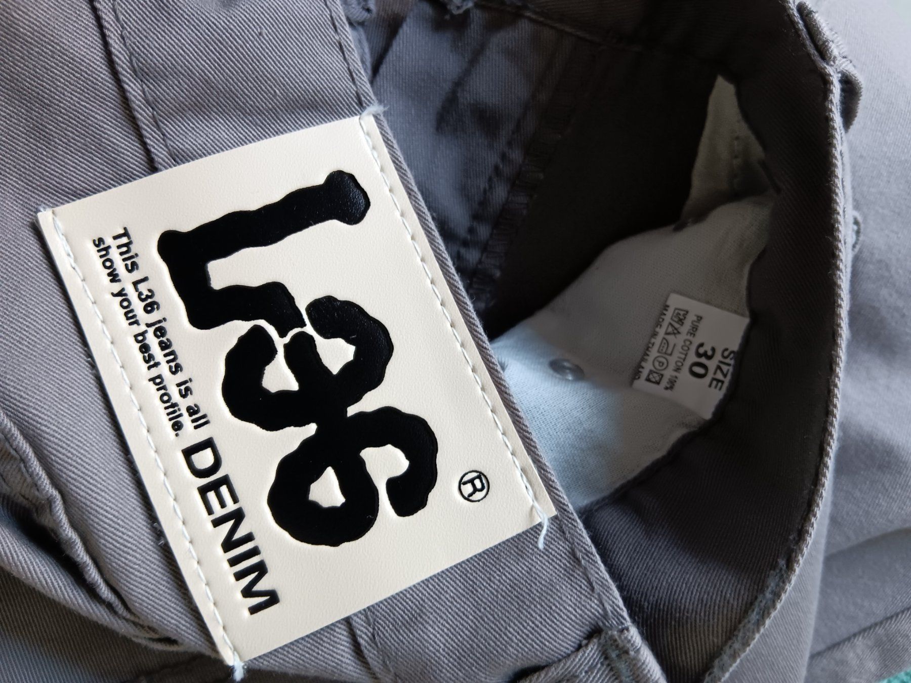 Lee Jeans: LEE Jeans taille / Grosse 30 – Usato da Cossonay-ville venduto da Super-Price-Quality 9