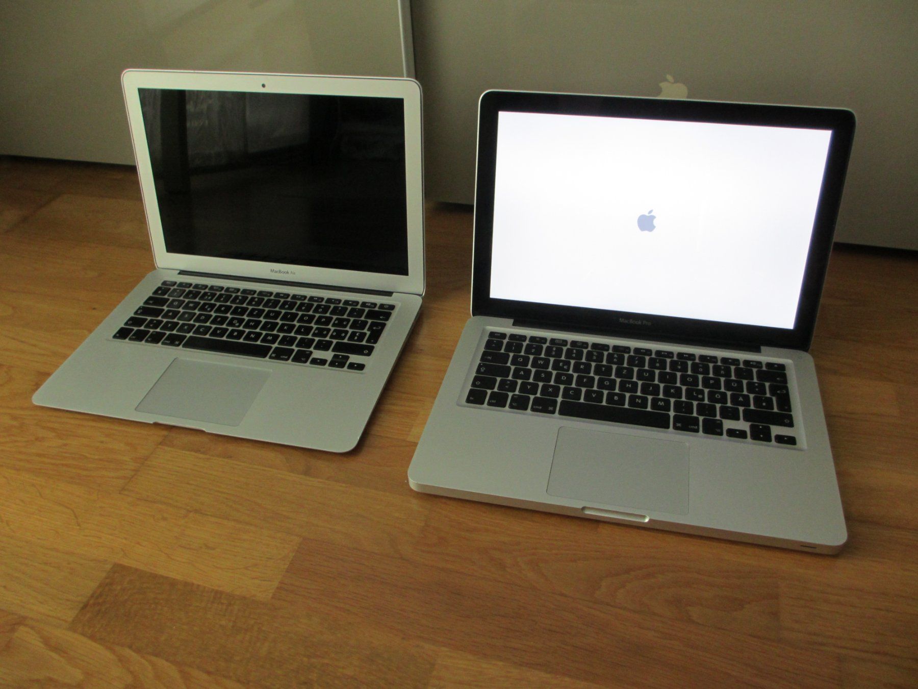 Apple Notebooks: MacBook Pro + MacBook Air – Defekt aus Sargans von Morisson1 3
