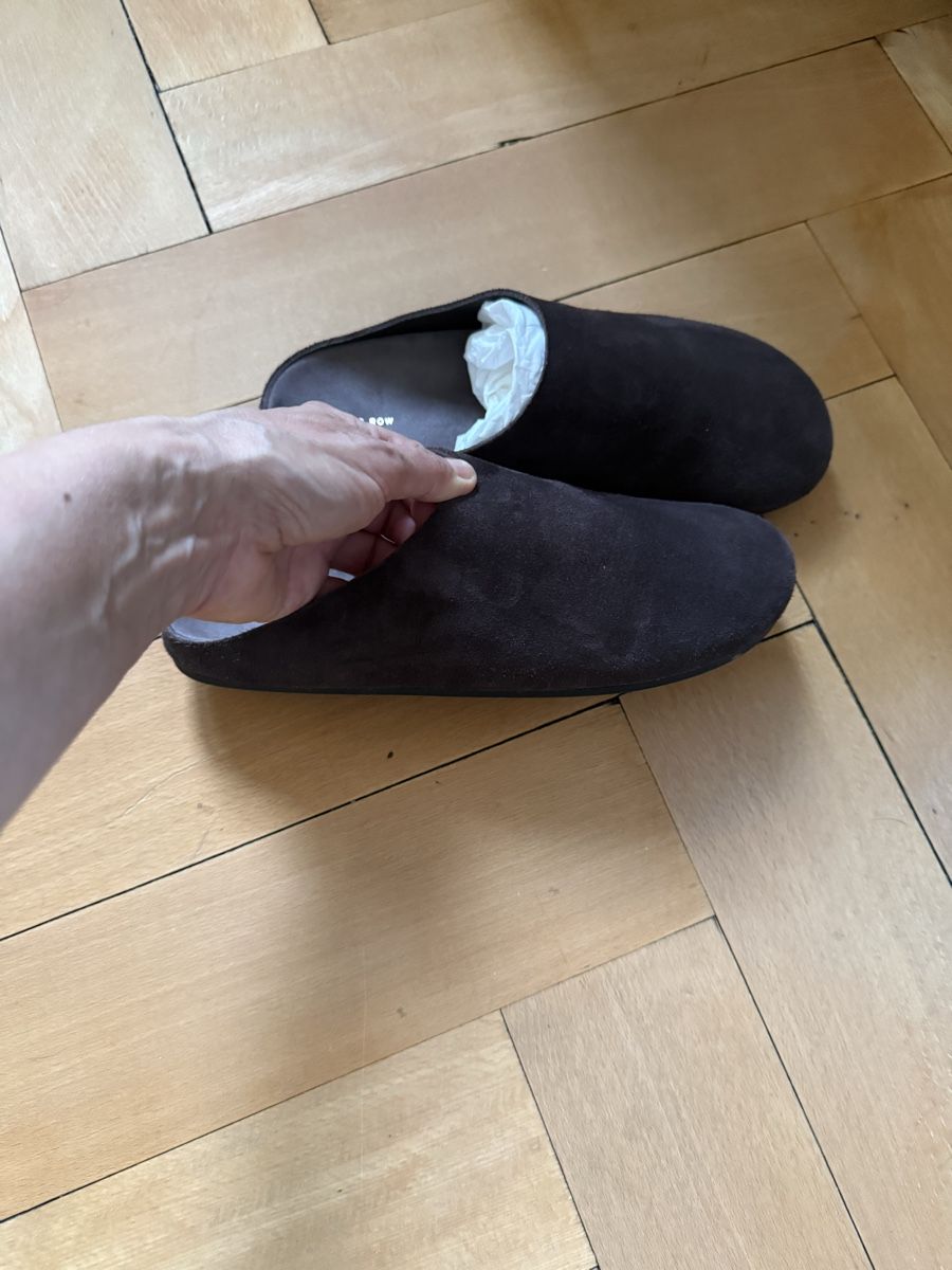 Herrenschuhe: The Row Hudson suede slip-ons – Gebraucht aus Teufen AR von nicmat 1