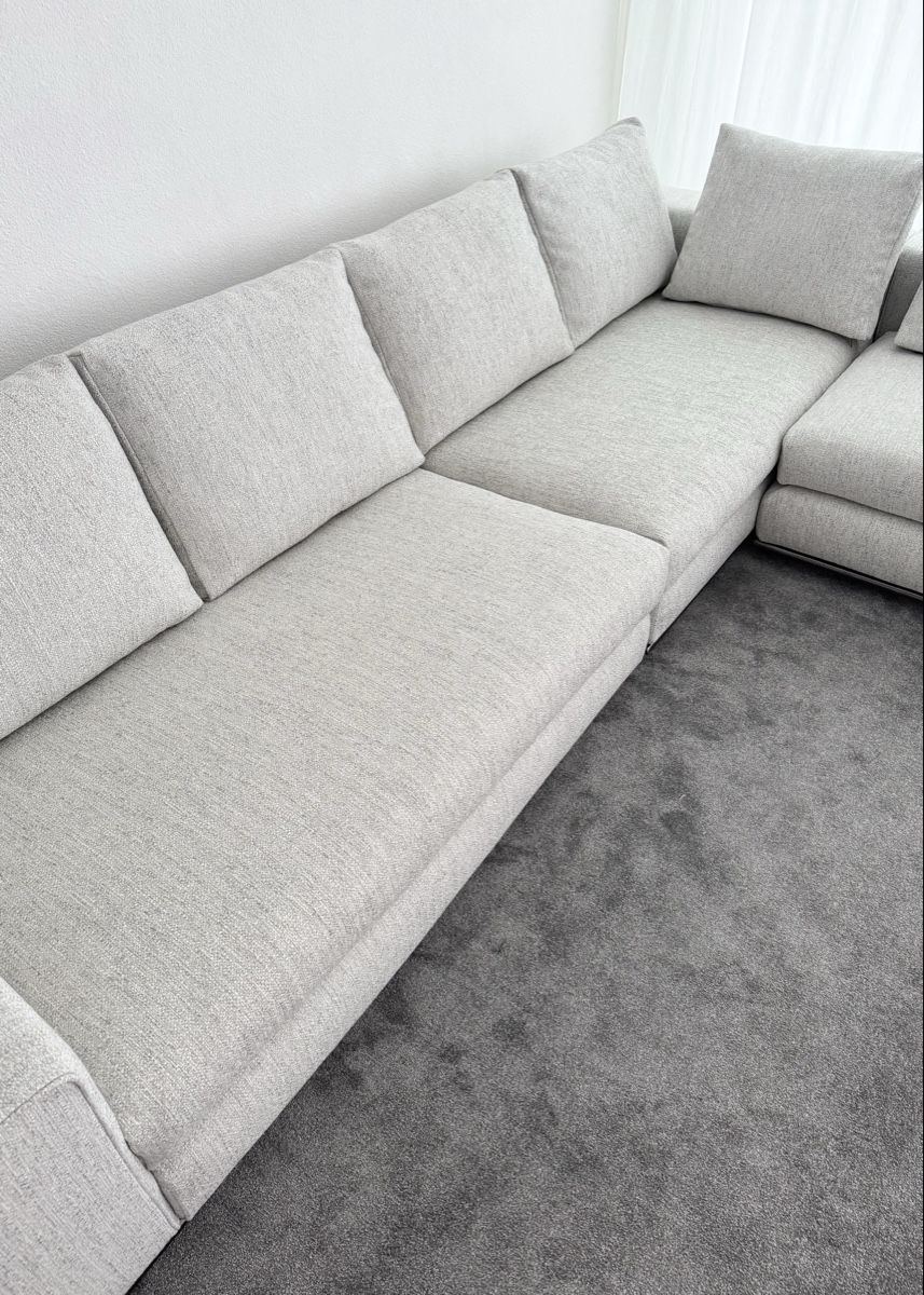 Minotti Sofas: Minotti Hamilton Sofa  – Gebraucht aus Luzern von Cube4 1