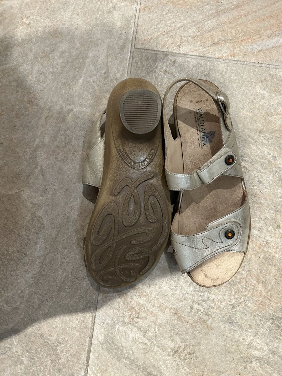 Scarpe da donna: sandalen 49 waldläufer – Usato da Zürich venduto da 11Zitronenfalter 1