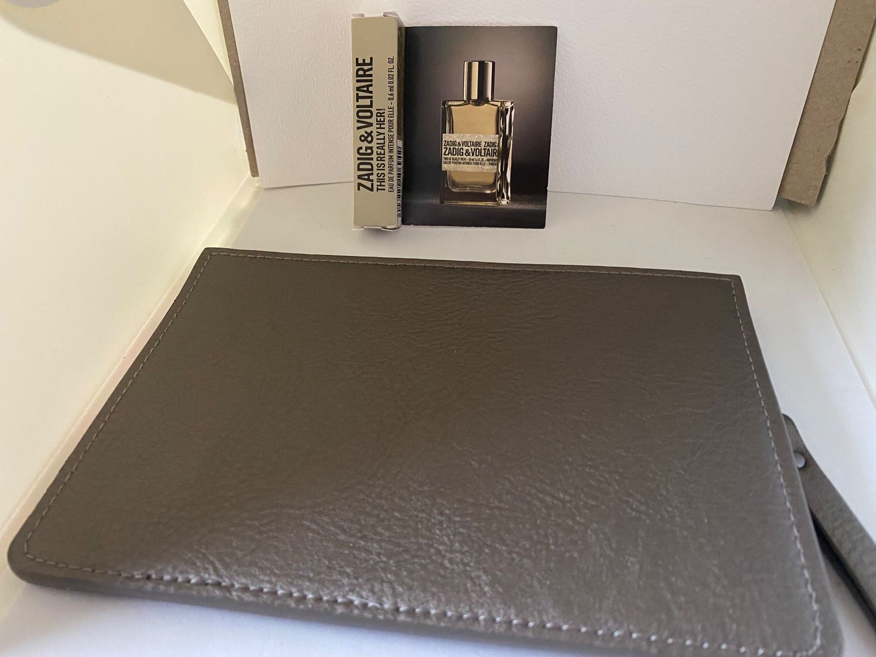 Zadig & Voltaire Profumi & Eau de Toilette: Duo Zadig & Voltaire – Nuovo (secondo la descrizione) da Bouveret venduto da wes_7zll 1