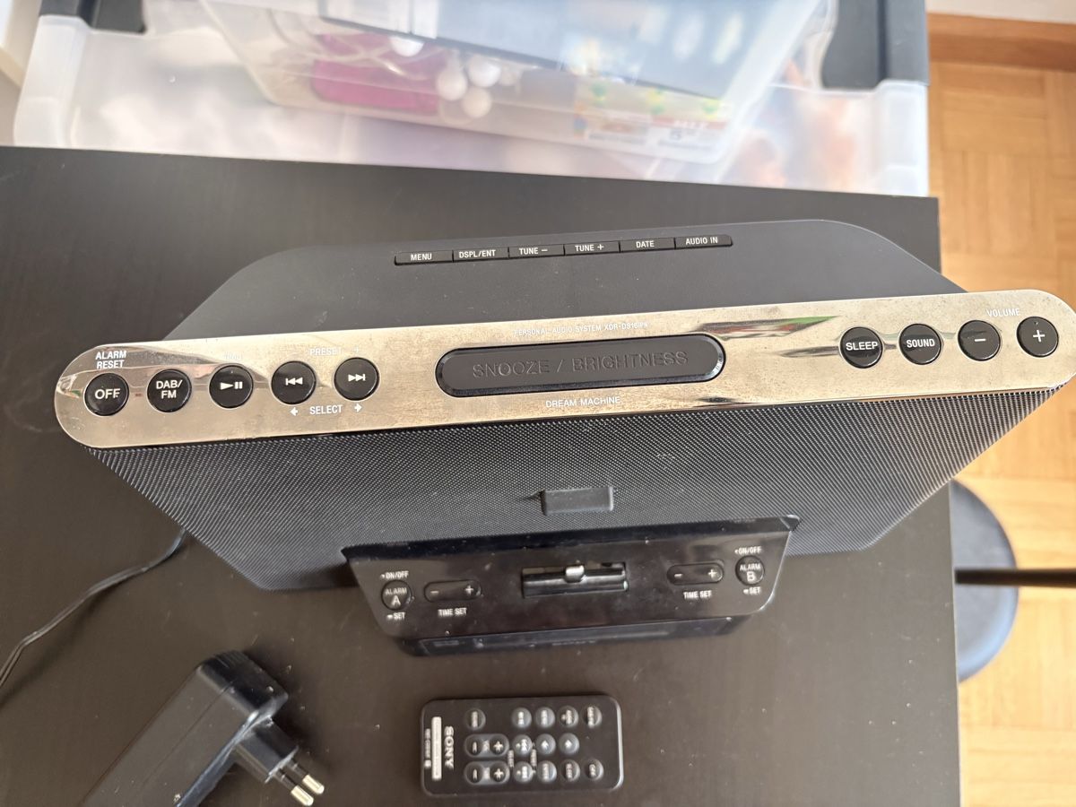 Sony Lettore multimediale & Streamer: Sony Radio mit Adapter – Usato da Basel venduto da alisha.beuggert 2