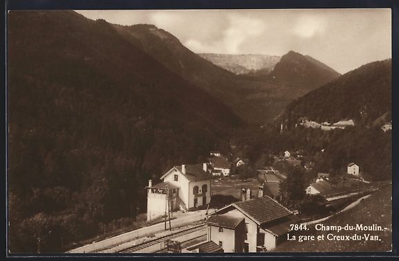 Cartoline postali: Champ-du-Moulin, La gare et Creux-du-Van – Usato da Berlin venduto da bartko-reher