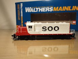 Walthers 910-10428 EMP GP9 SOO LINE Diesellok neuwertig