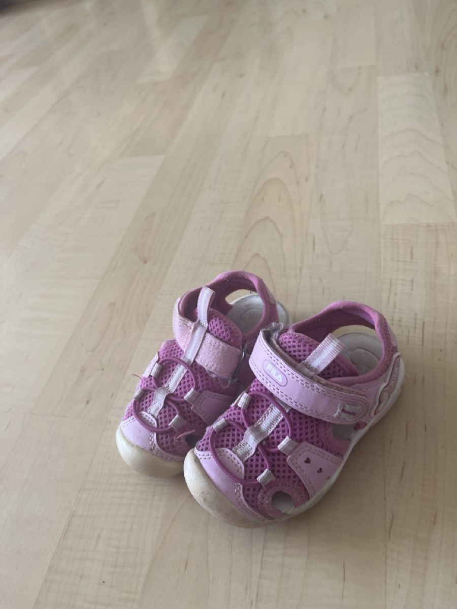 Fila Scarpe per ragazze: Fila, grosse 22 – Usato da Gams venduto da Lena2024