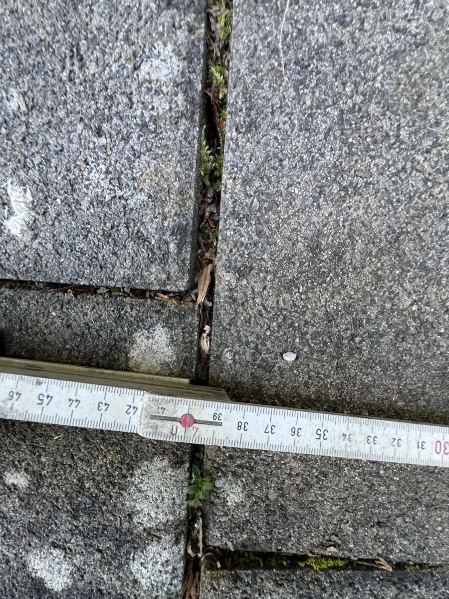 Rivestimenti per pavimenti: Gartenplatten 40x40 cm – Usato da bettlach venduto da Oegi11 1