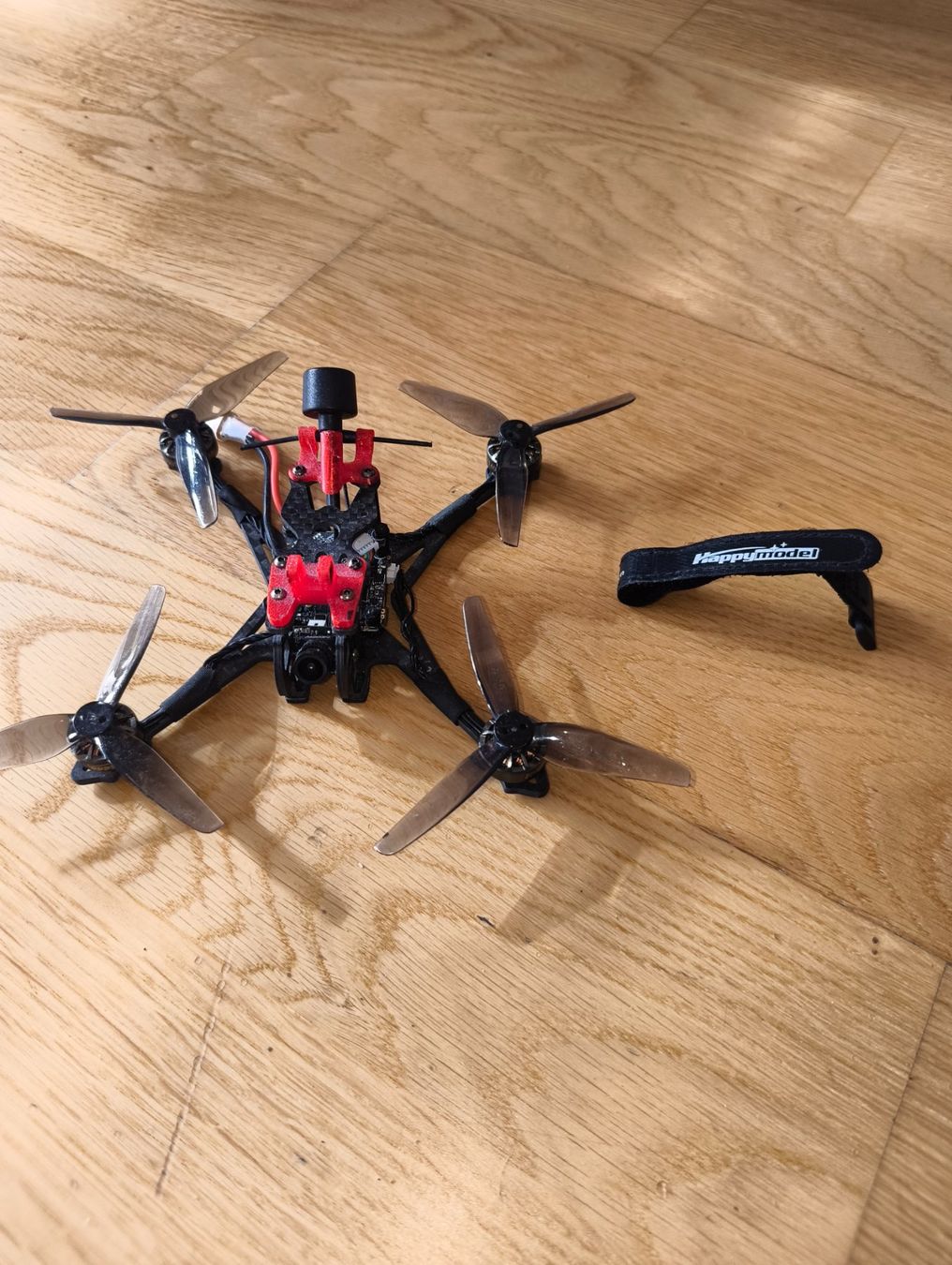 Modellismo RC: Happymodel Crux 35 V2 Elrs – Usato da Gümligen venduto da CorinneWissing