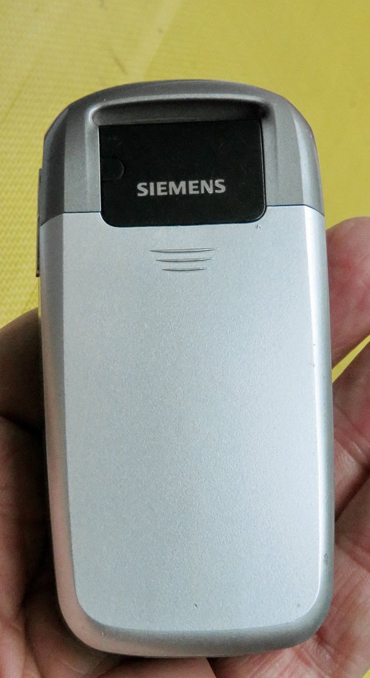 Siemens Telefoni cellulari / Smartphones: Siemens CF75: seltenes Sammlerstück – Nuovo (secondo la descrizione) da Untersiggenthal venduto da Zarkok 2