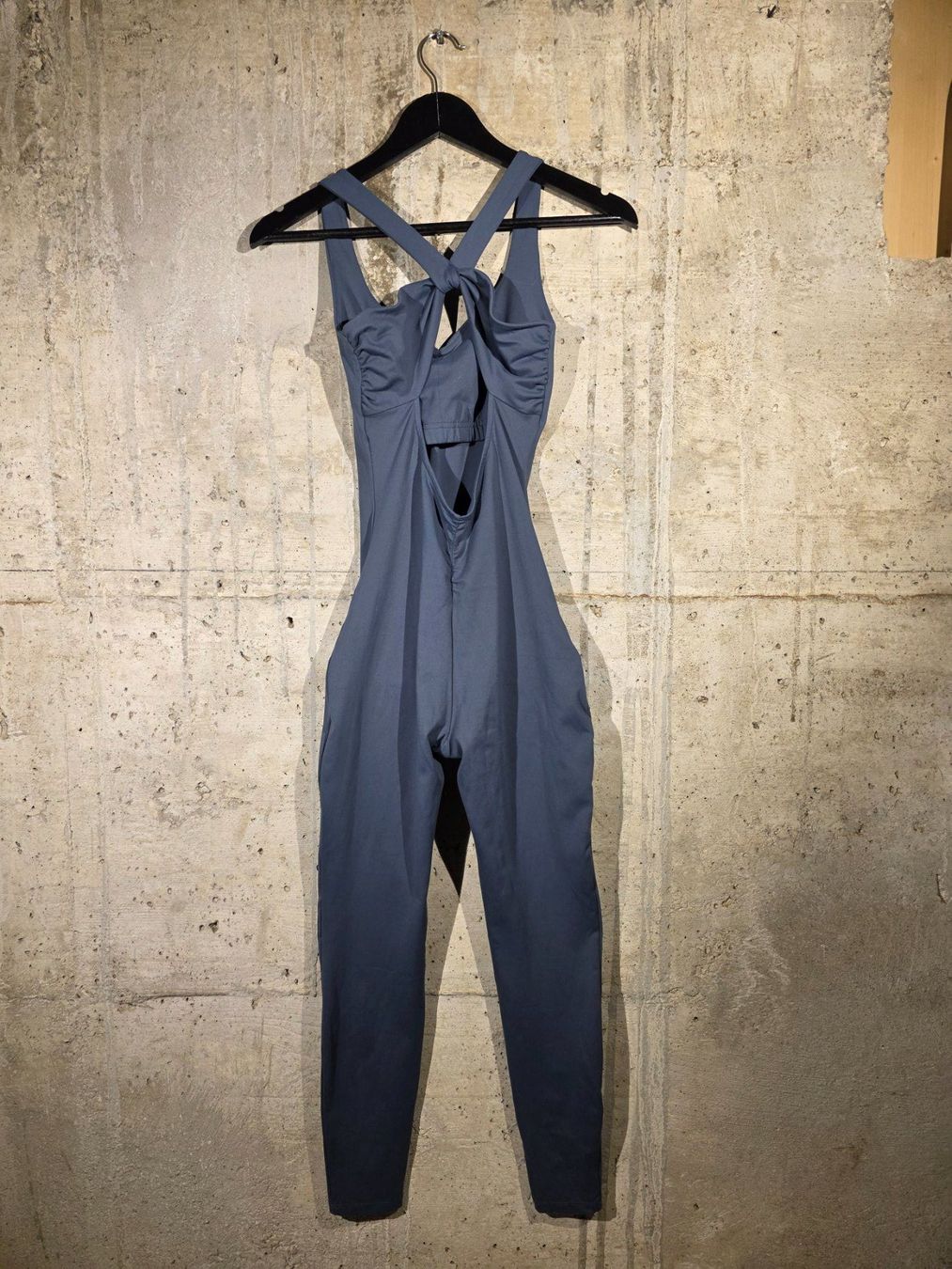 Tute: OYSHO Damen Jumpsuit Gr. S – Usato da Affeltrangen venduto da Szafaoli 1