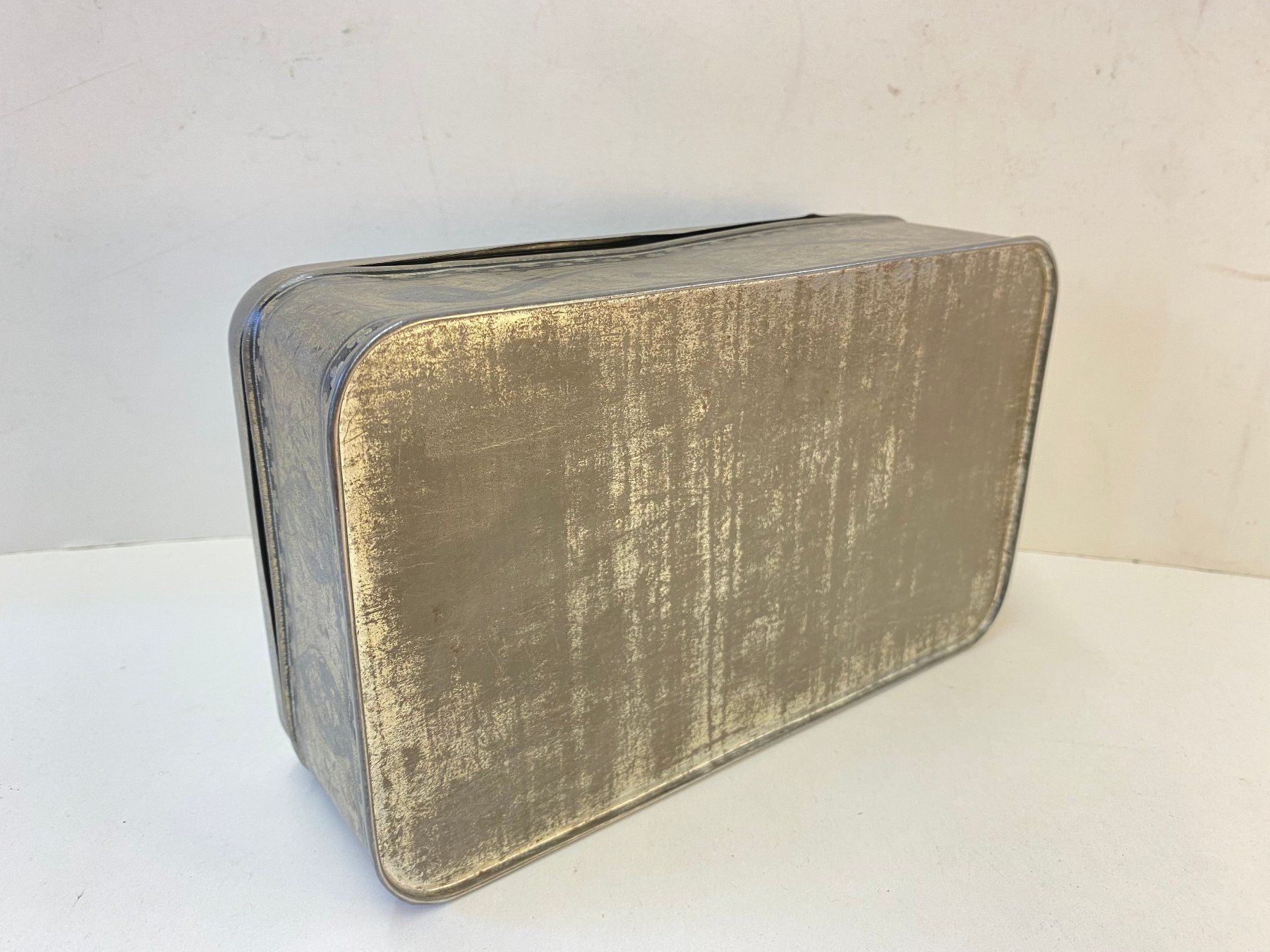 Dosen: Vintage Seltene Blechdose, Tabakdose, Schachtel, Box – Gebraucht aus Schaffhausen von vintageville 8