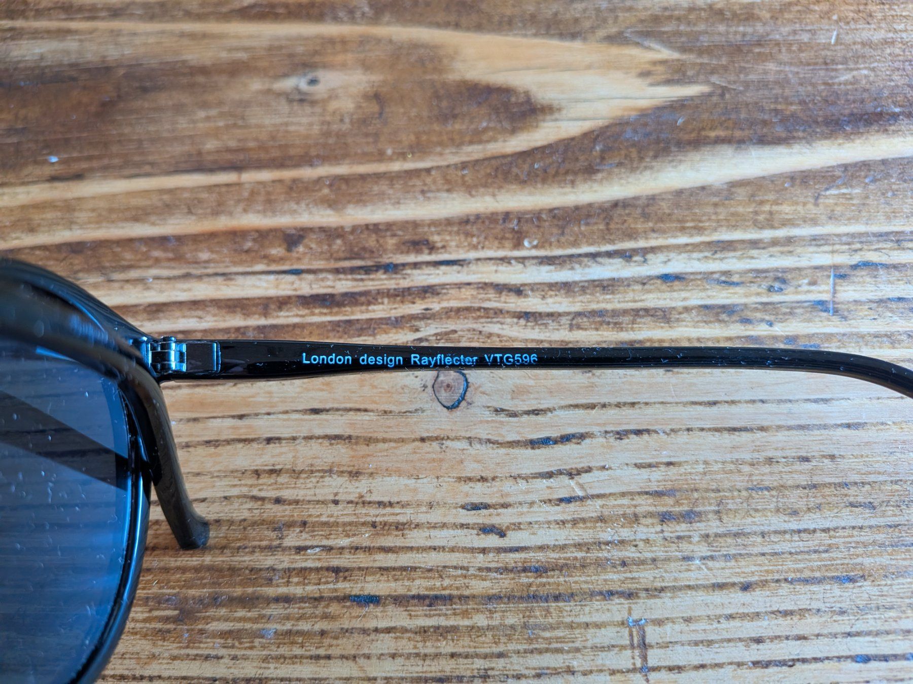Brillen & Gläser: Sonnenbrille – Gebraucht aus Ostermundigen von om11 1