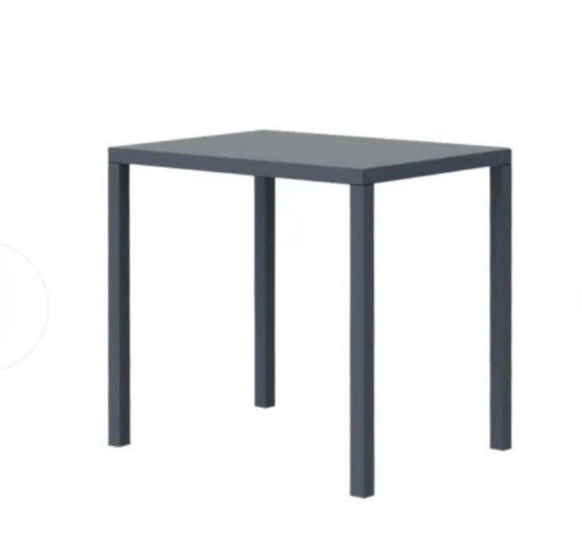 Set di tavolo e panche: Vermobil Gartentisch mit 2 Hocker – Usato da Basel venduto da Katharina520741 1