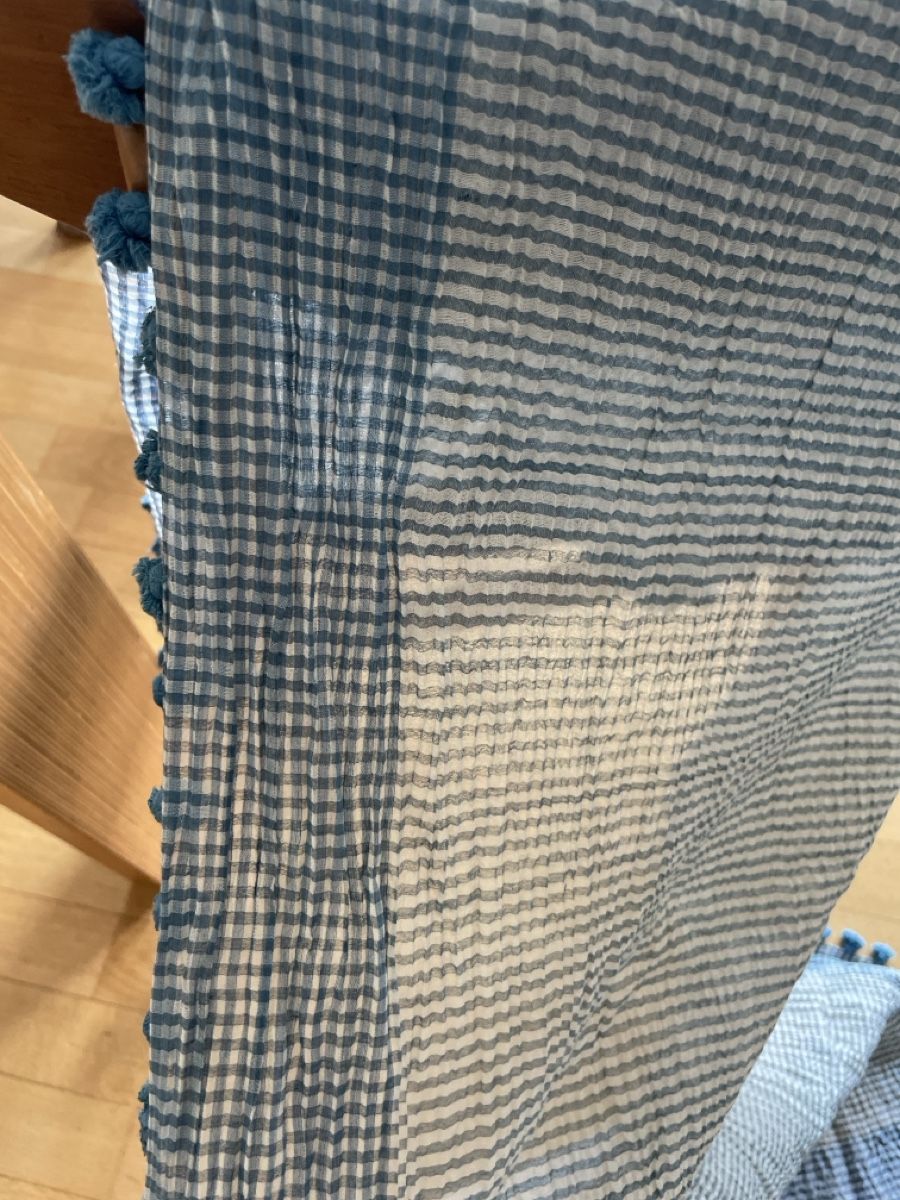 Foulard & Sciarpe: Halstuch mit Zottel blau gross – Usato da Zürich venduto da Lupini 1