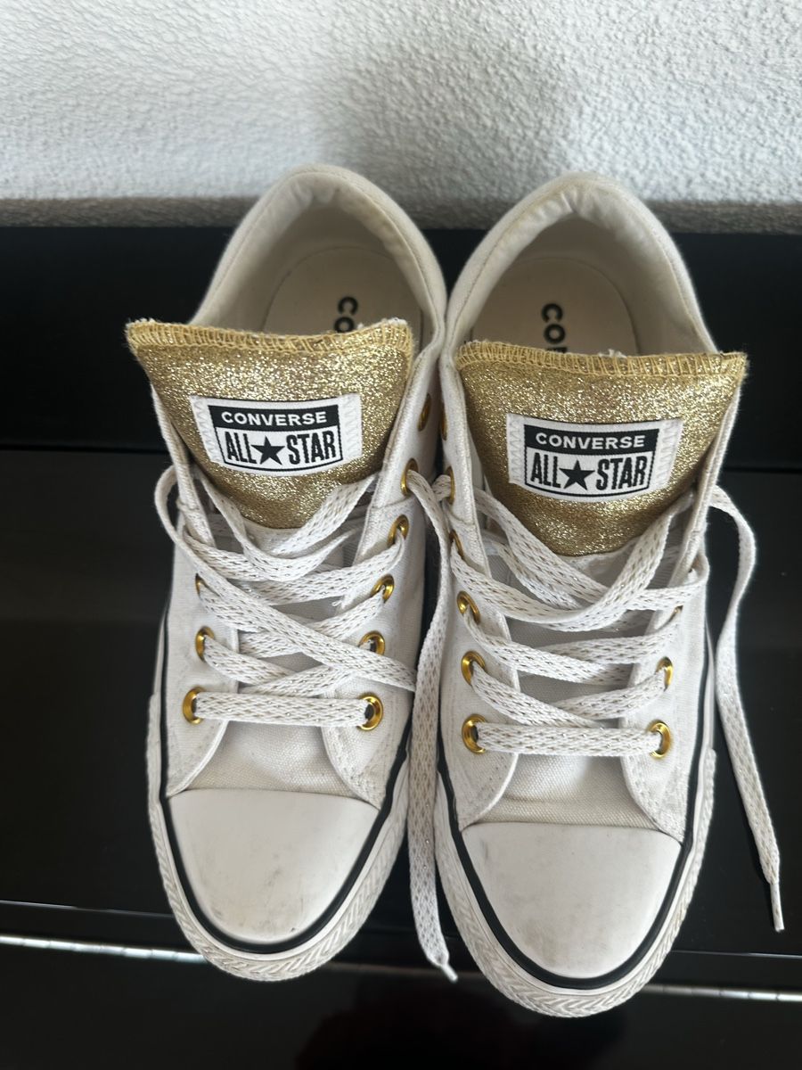 Scarpe da donna: Convers Sportschuhe – Usato da Bäch SZ venduto da ruslena29