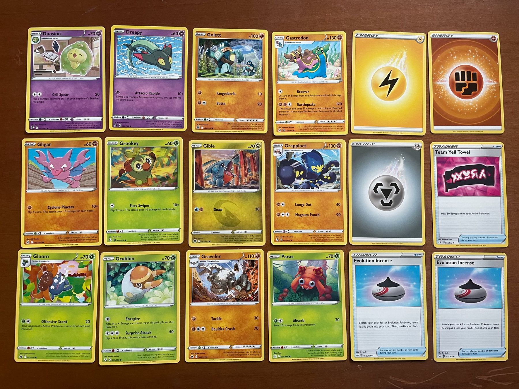 Pokémon Sammelbilder & Trading cards: Pokemon Karten Set (Versand gratis) – Neu (gemäss Beschreibung) aus Chur von Angerson