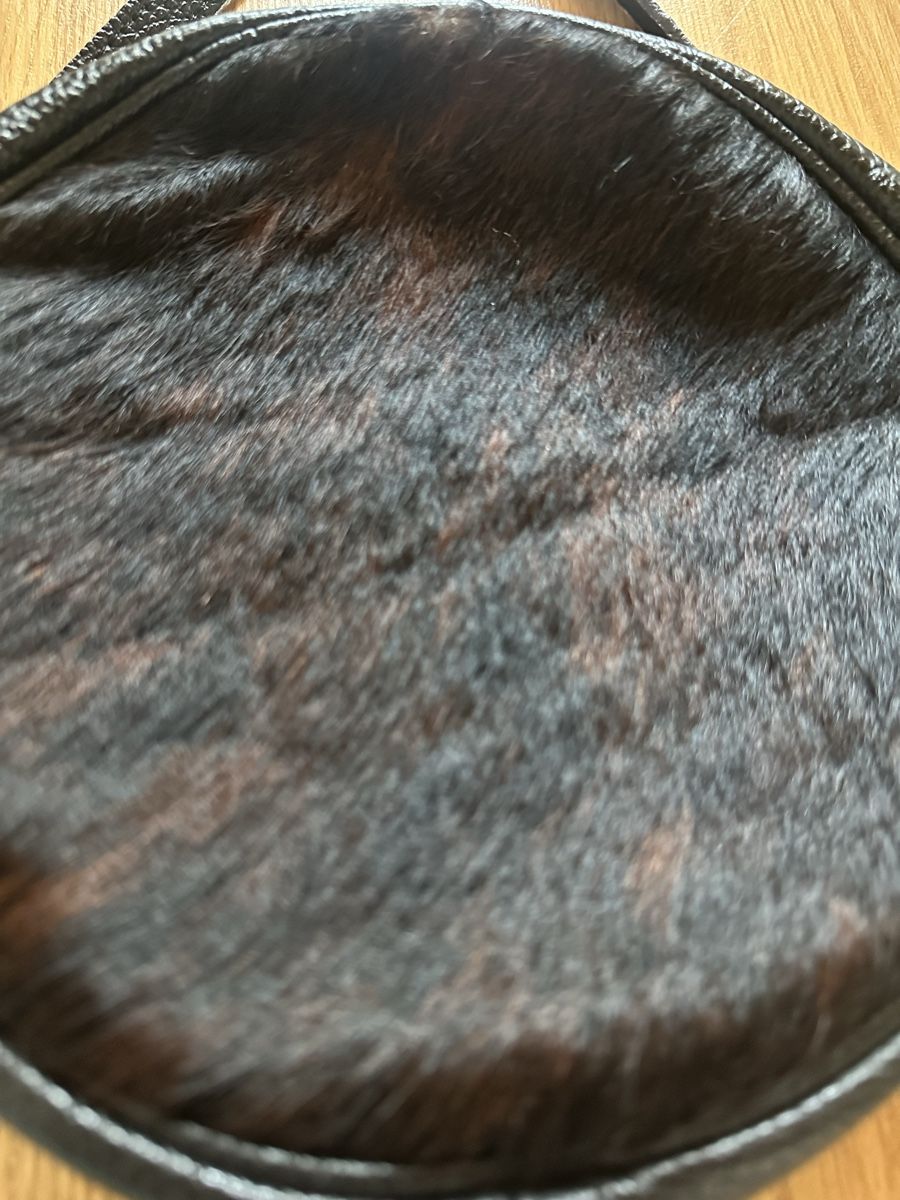 Borse da donna: Tasche Leder schwarz mit Kuhfell – Usato da Münsingen venduto da Secondhand89 1
