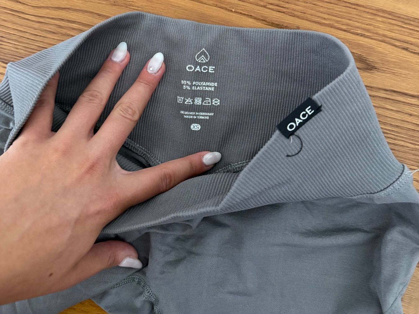 Oace Leggings: Oace Shorts, size XS – Gebraucht aus Sissach von laura.x4 2