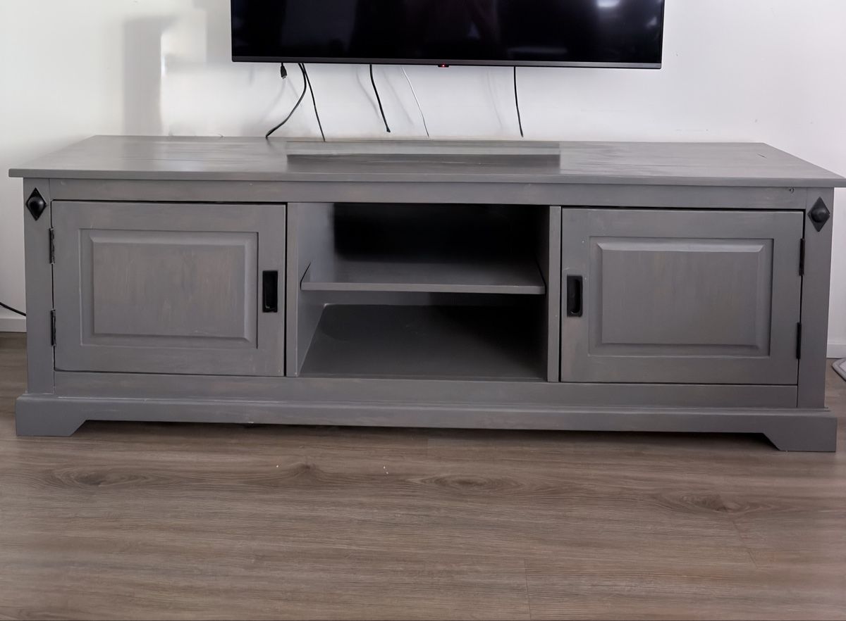 TV Möbel: TV Kommode – Gebraucht aus Glis von lm2612