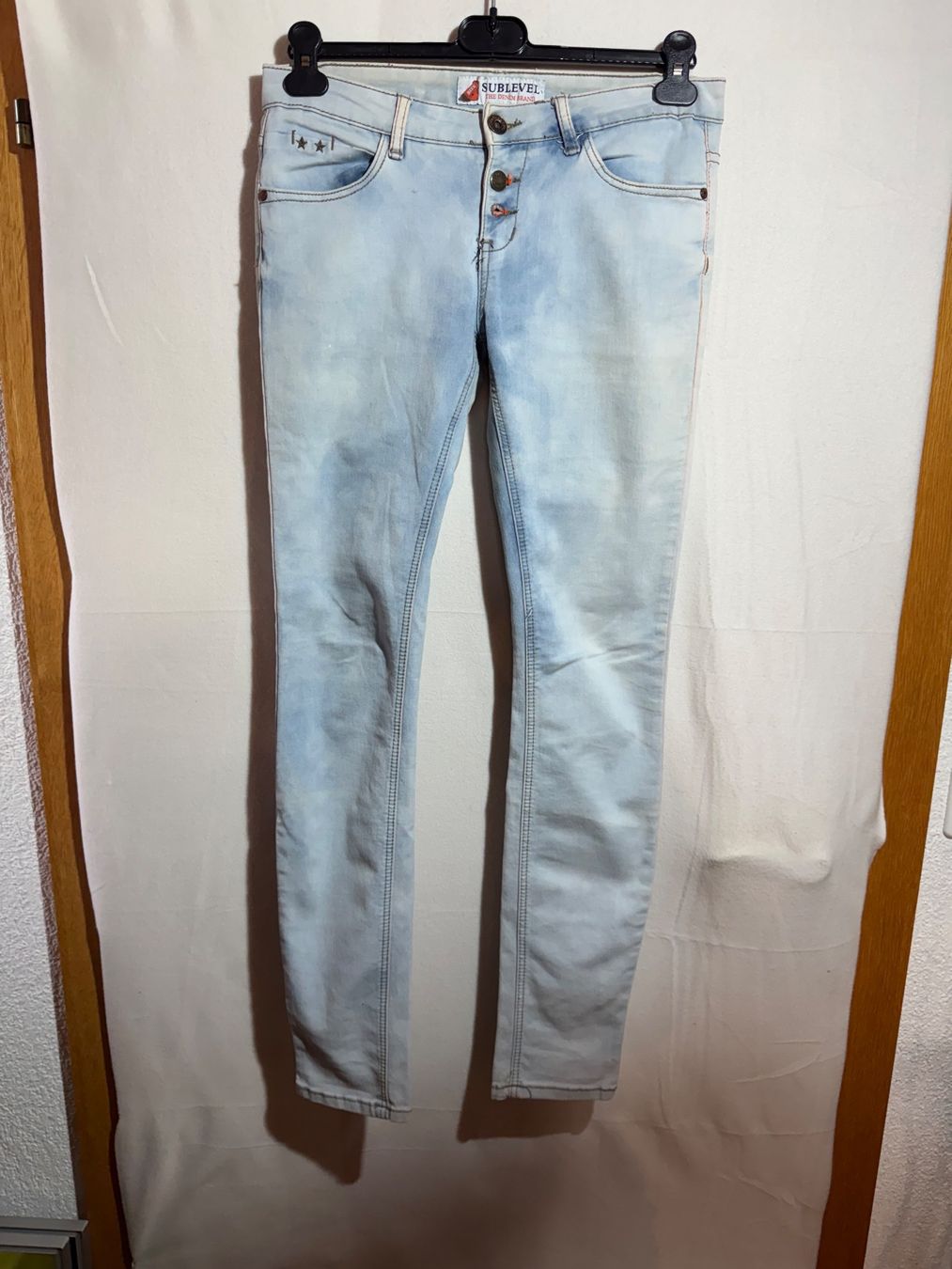 Jeans: Hellblaue Jeans von Sublevel Gr. L – Usato da Grosswangen venduto da SALE_SALE_SALE