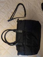 Gepolsterte, wasserdichte schwarze Tasche