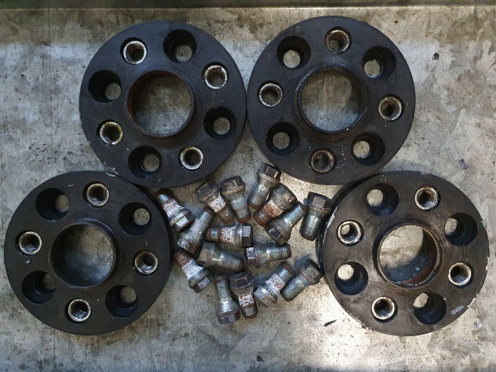 Spurverbreiterung 2 Stück | Aluminium PCD 4x100 Auf 4x108 | 15/20/25mm Dicke