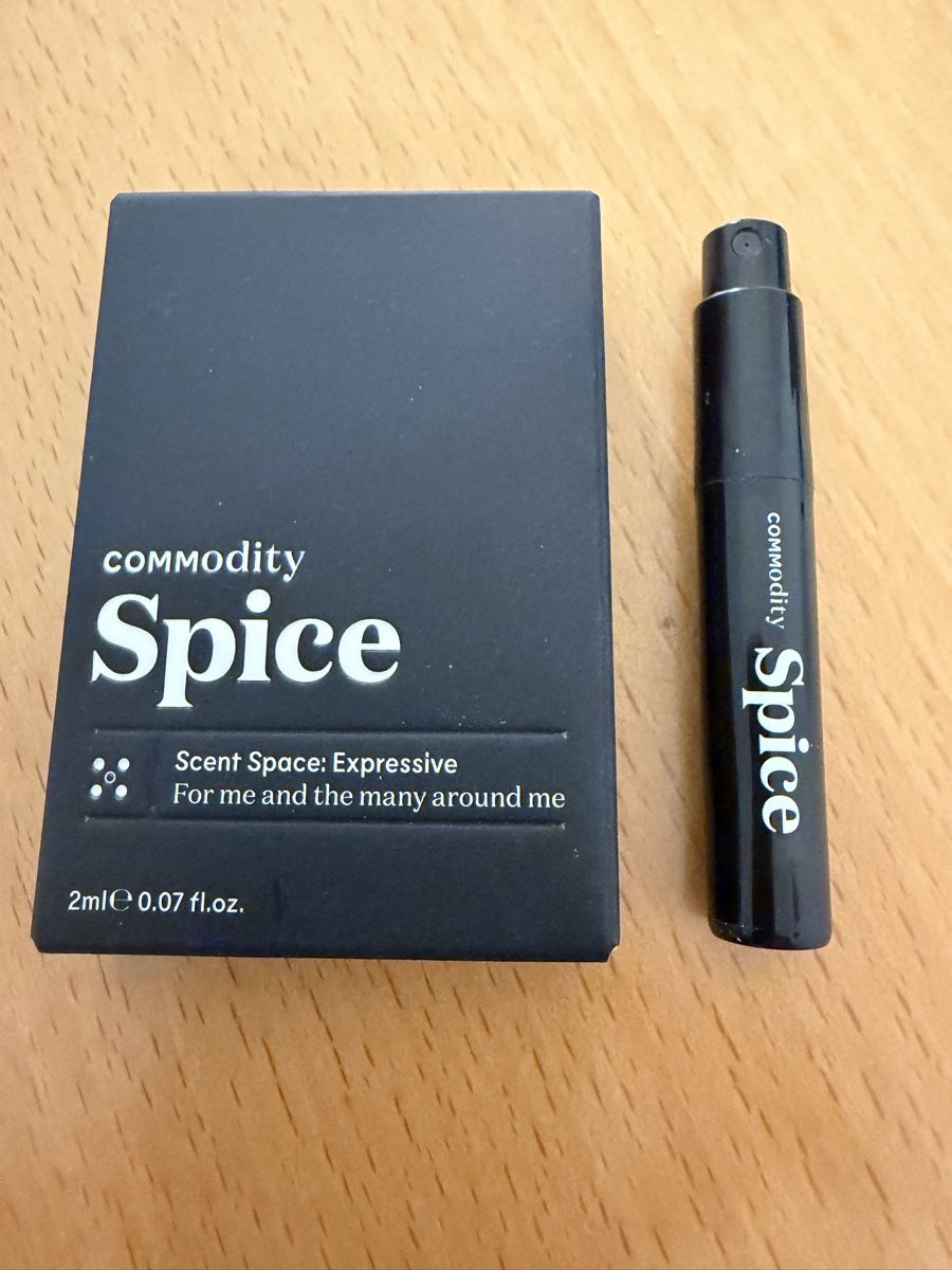 Profumi & Eau de Toilette: Commodity Spice Expressive Parfum Probe 2ml neu – Nuovo (secondo la descrizione) da Sursee venduto da nri_g5z8