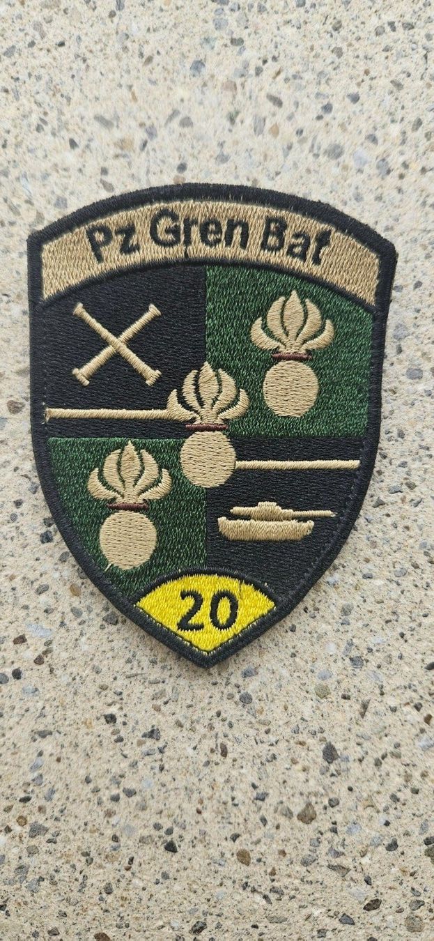 Schweizer Armee Placchette & Badge: *** Badge Panzer Grenadier 20 mit klett *** – Nuovo (secondo la descrizione) da Riedholz venduto da fr_sIruP