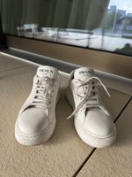 Prada Sneaker in Weiss – Grösse 37,5