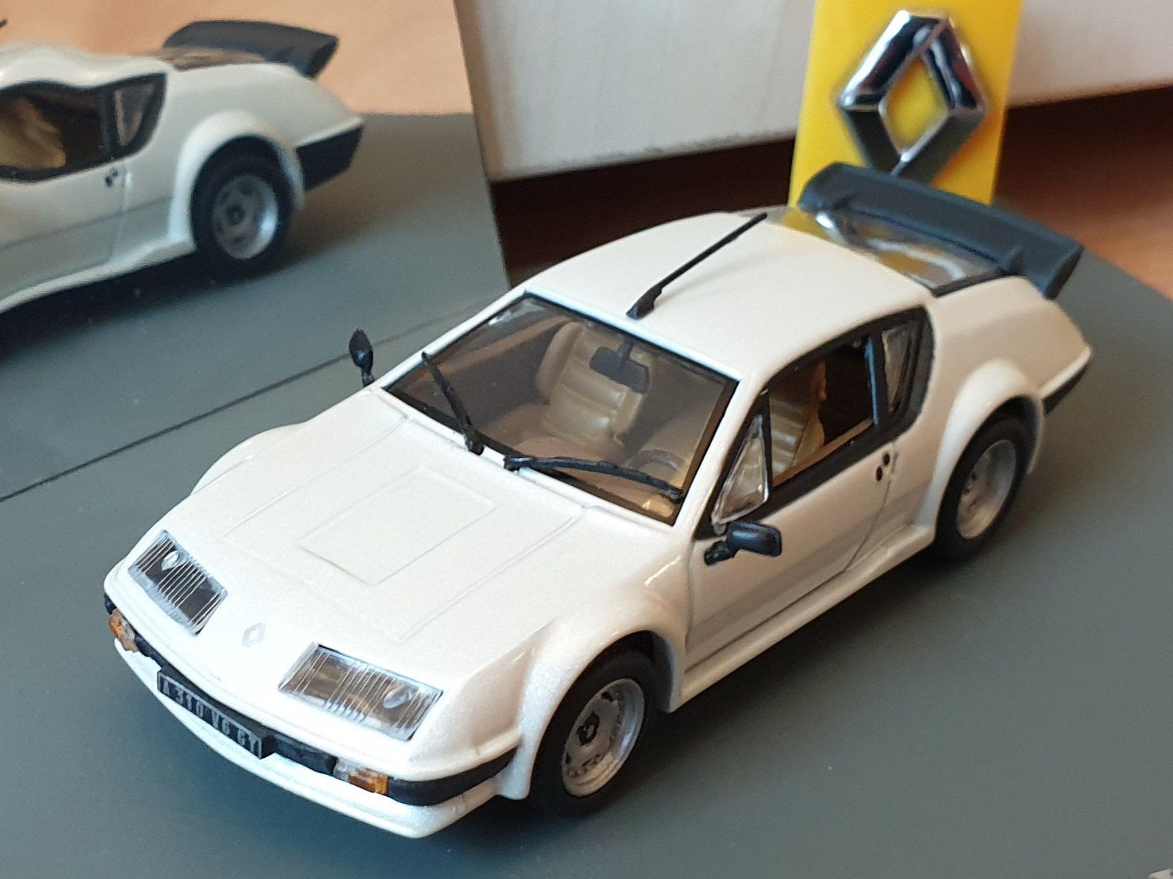 Alpine Modellautos: Alpine A 310 V6 Pack GT – Gebraucht aus Oberfrittenbach von  3