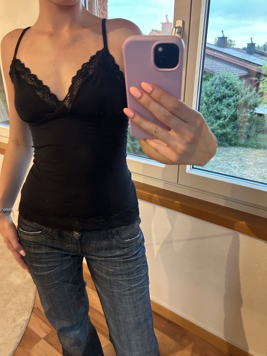 Tezenis Tops: cute tezenis spitzen top black   – Gebraucht aus Dietlikon von leaaasells