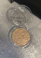 Essence star highlighter