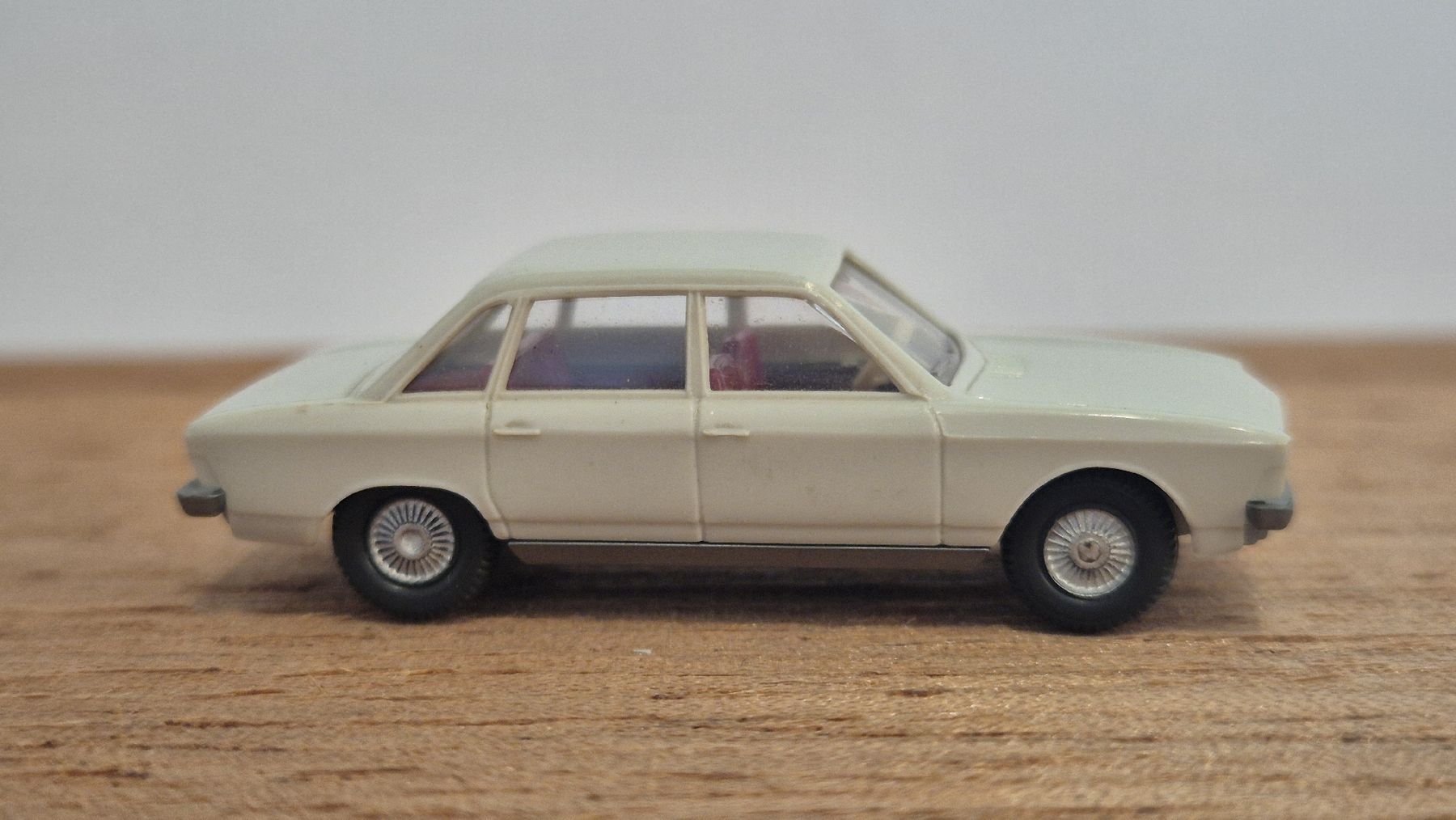 Wiking Voitures modèles: VW K 70 von Wiking – D'occasion à Uznach par Katinka83